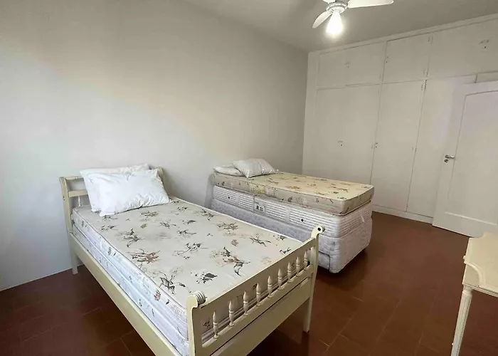 Ap 121 - Uma Quadra Da Praia Das Pitangueiras Guarujá
